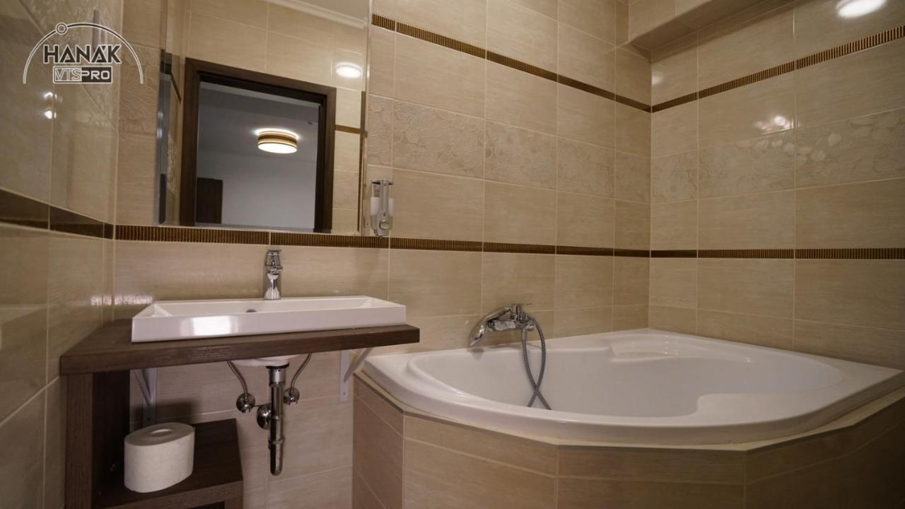 Hotel Irisz Nyíregyháza 외부 사진