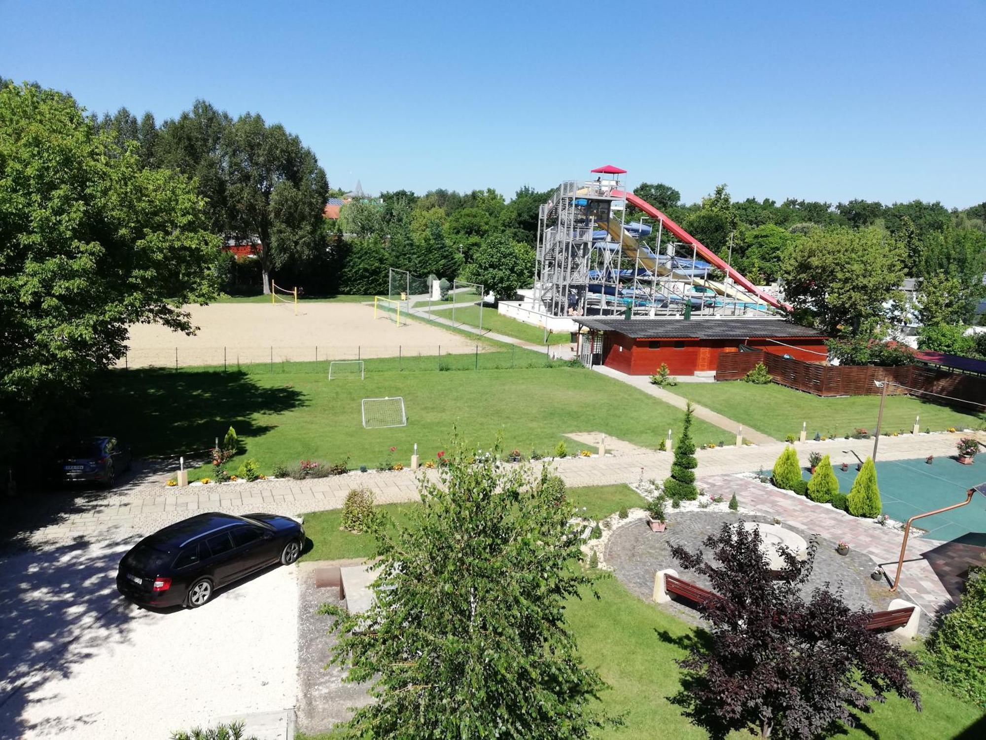 Hotel Irisz Nyíregyháza 외부 사진