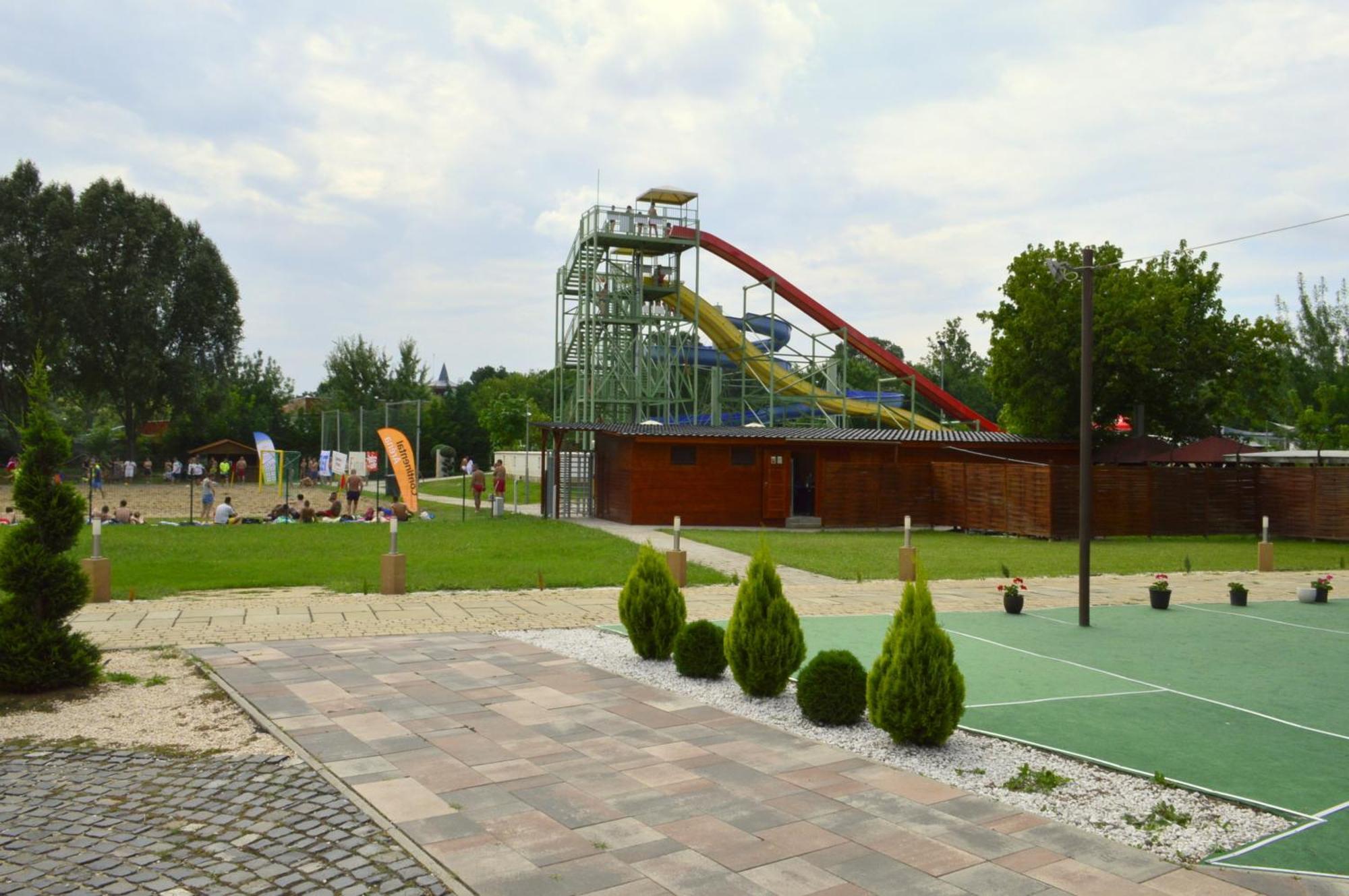 Hotel Irisz Nyíregyháza 외부 사진