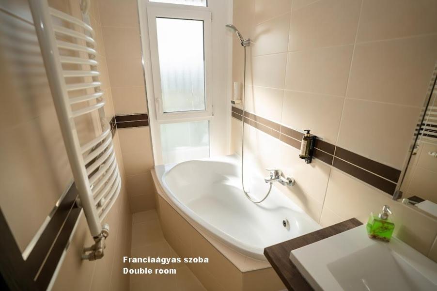 Hotel Irisz Nyíregyháza 외부 사진